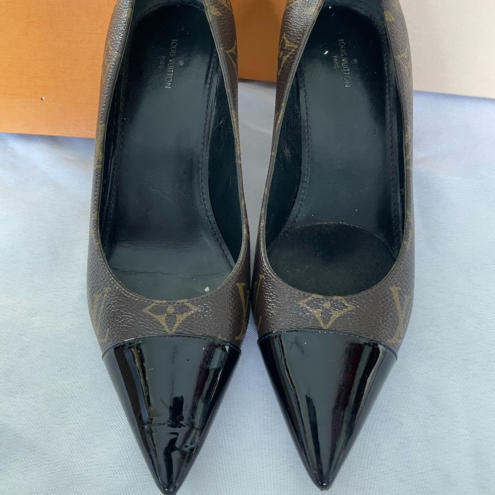 Louis Vuitton Cherie Pum